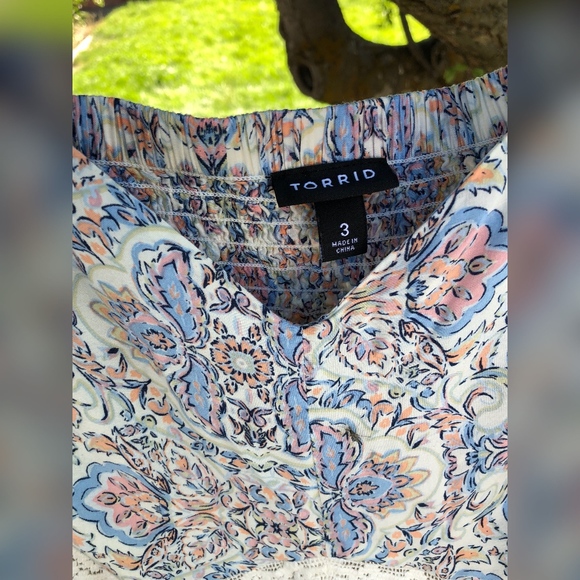 Torrid Boho Maxi Dress Floral Size 3 - Picture 4 of 6